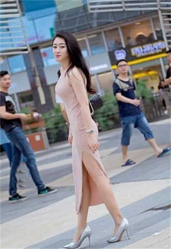 给少爷钻胯磕头的微博