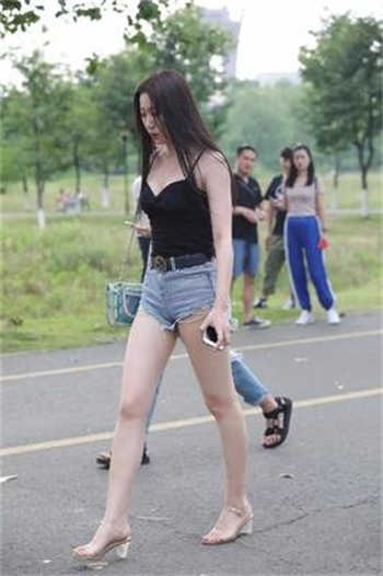 贺少的闪婚暖妻第一季樱花