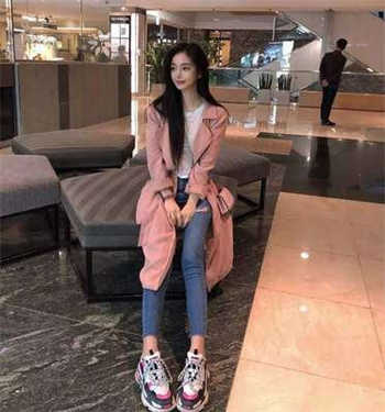 苏梦雅长什么样