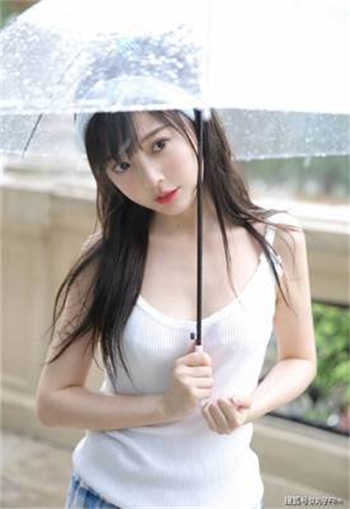 快手小悠菜花32a踢踏舞