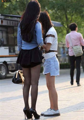 带老婆去蹦迪