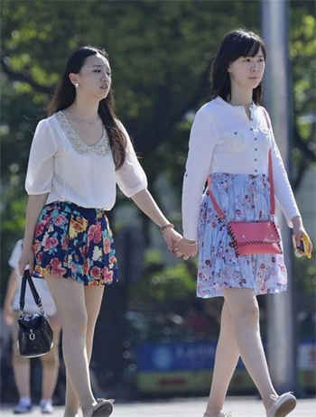 最强皇帝系统