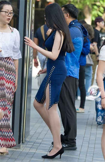 媳妇为丈夫还赌债