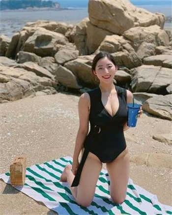 二次元美女黄漫