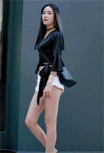 金属拘束小说