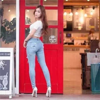逃跑新娘入怀中