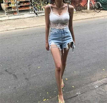 爱情公寓之开局炮一菲
