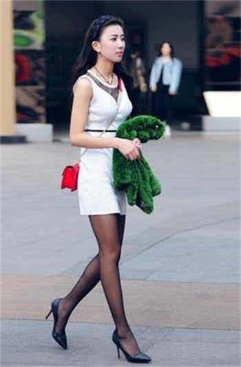麻豆兄妹交谈芭蕉分不清