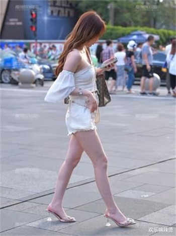 小莹的姐乳汁全文阅读