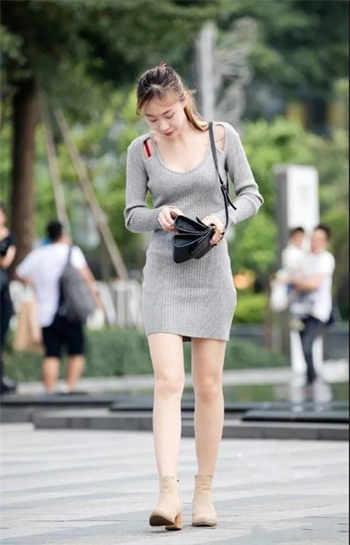 刘雨昕女装