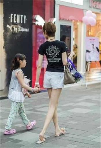 小骚 货里面好浪啊