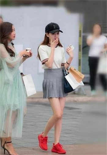 西尔酱体操服白丝cos