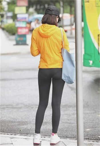 再婚母亲的新男友