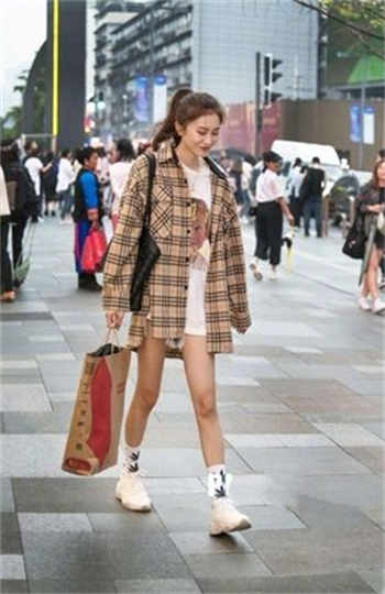 男主姓霍女主是明星