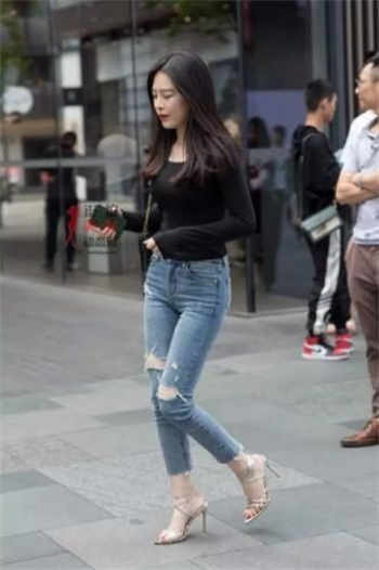 3d巨蟒少年之教师类似